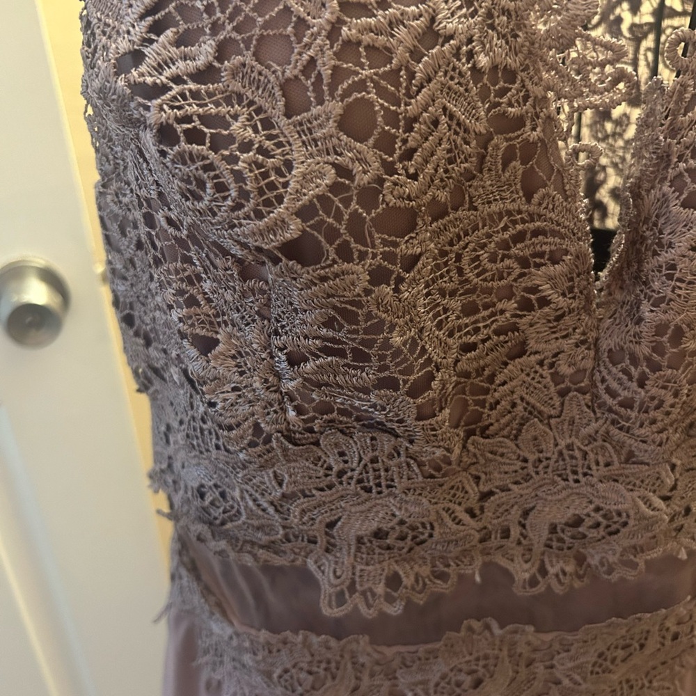 Soieblu Lace High Low Dress in Mauve - Picture 4 of 7